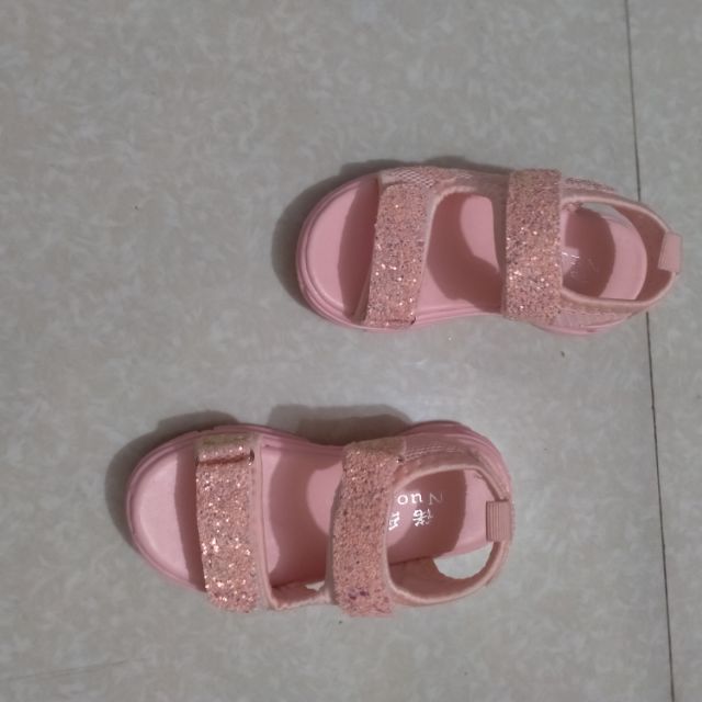 Dép sandal trẻ em