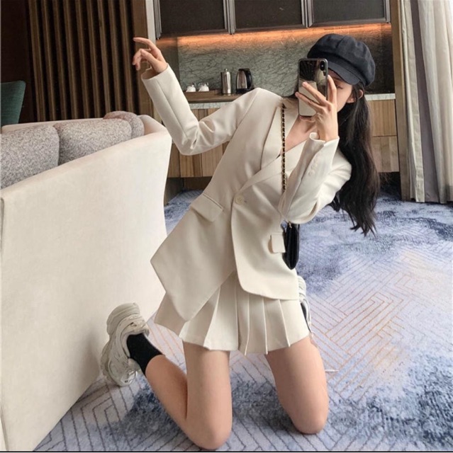 Set vest 2 màu trắng - đen