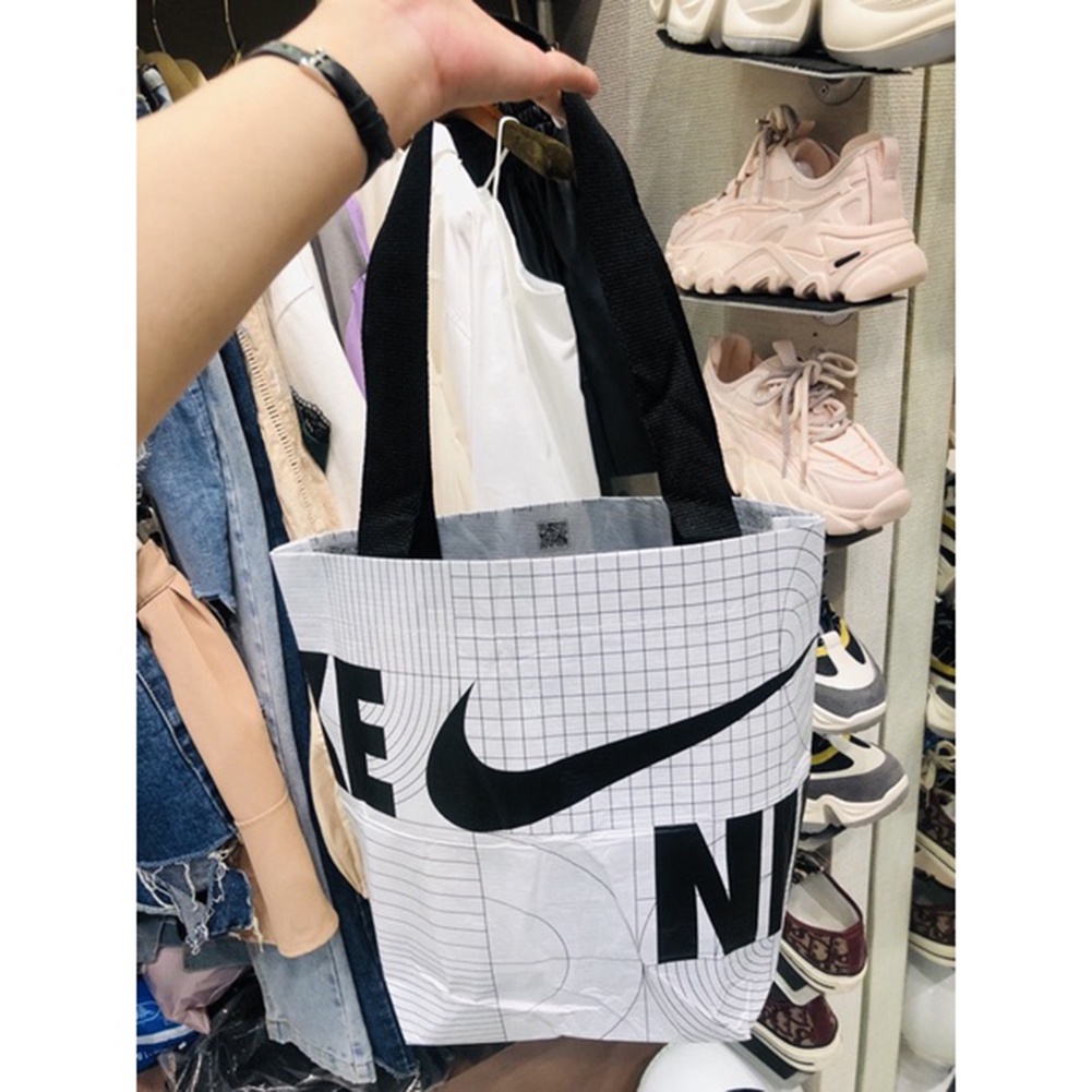 Túi Xách Du Lịch Bằng Nhựa pvc Cỡ Lớn In Logo nike Tiện Dụng