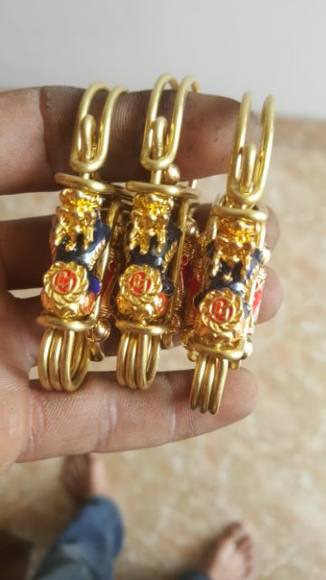 Móc khóa tỳ hưu phong thủy làm từ đồng thau bên đẹp..
