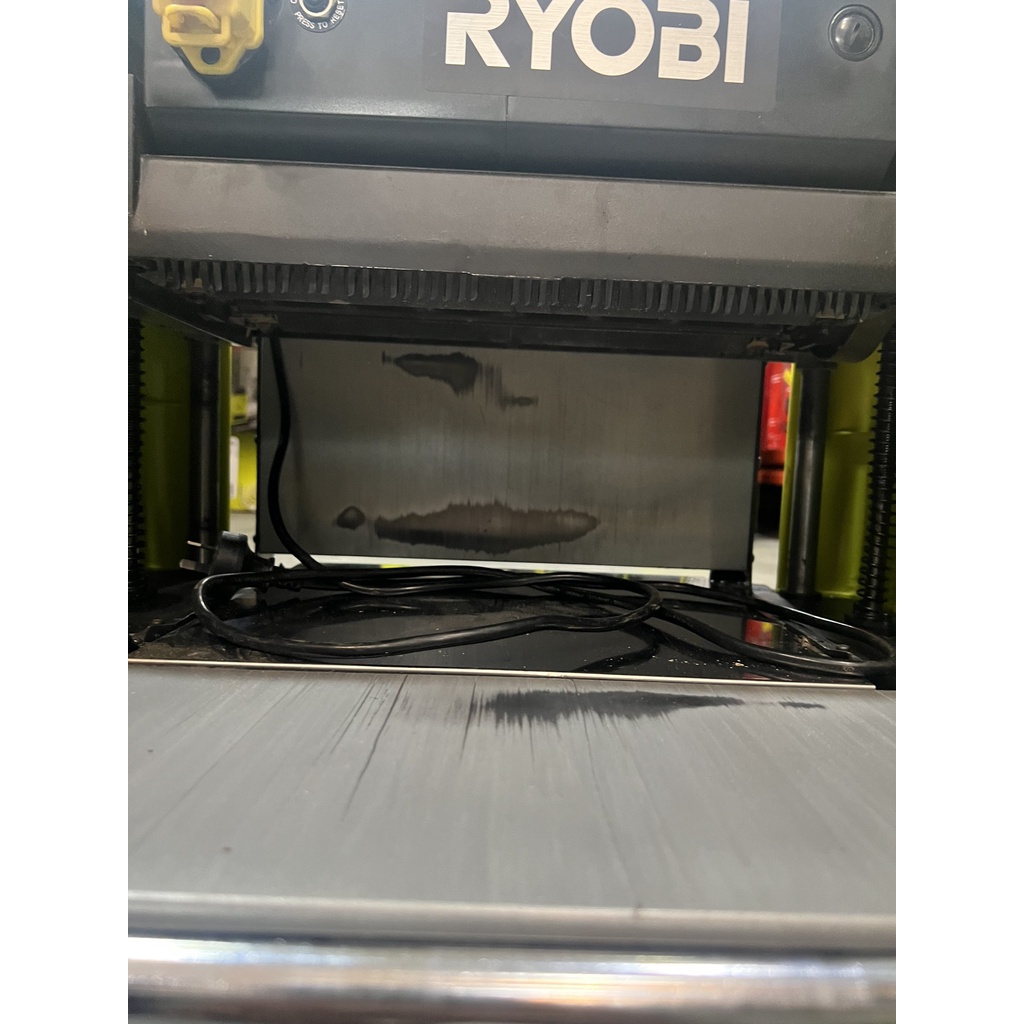 Máy bào cuốn 1500w ryobi rap1500g-