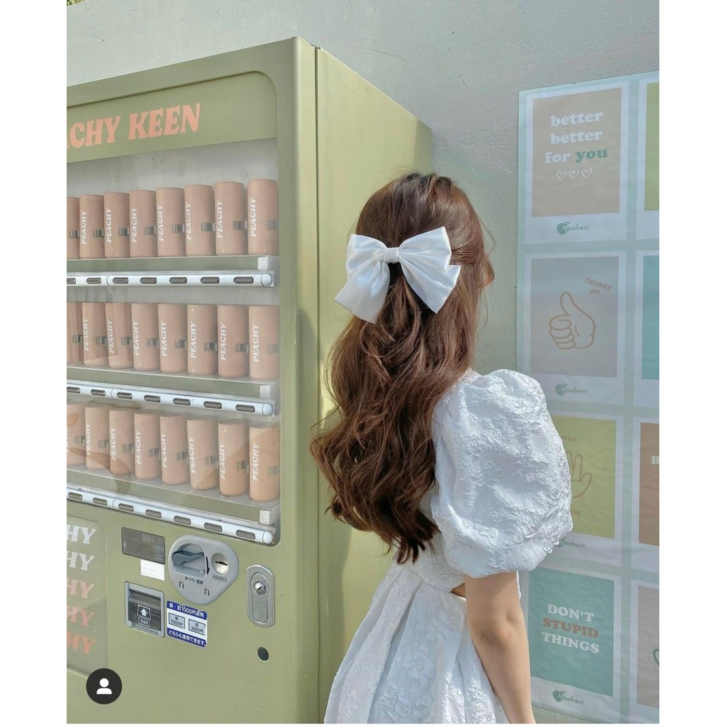 Đầm Gấm Xòe Cổ Vuông Đính Ngọc Khoét Eo - D0520