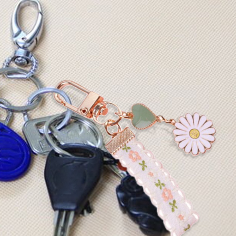 Small Japanese Chrysanthemum Key Chains With Bells And Ribbons To Decorate Bags For Women
