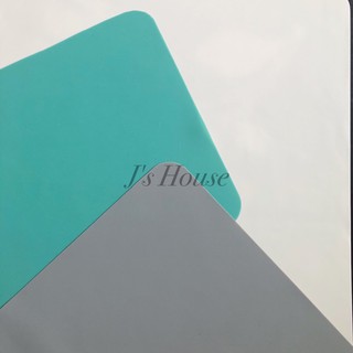 Miếng lót viết chữ Hán.