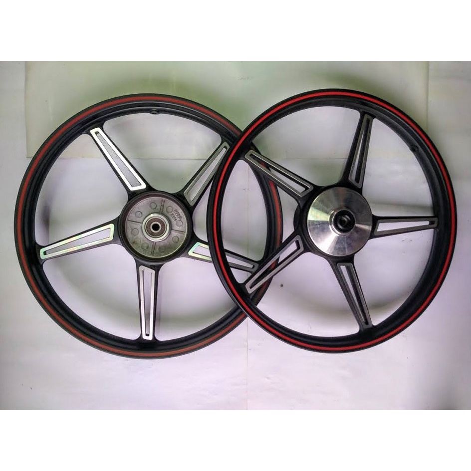 Mâm 5 cây Max dùng cho xe Dream / Wave nhỏ thắng đùm