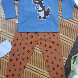 Combo 3 bộ thu đông cho bé trai và 10 quần tất cho bé gái