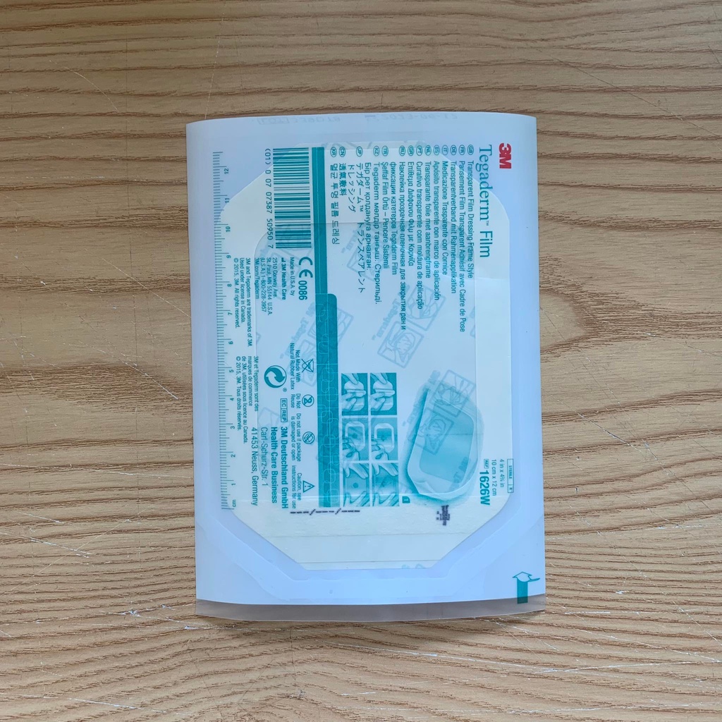 Miếng dán vết thương chống thấm nước 3M Nexcare H1626, kt 10x12cm