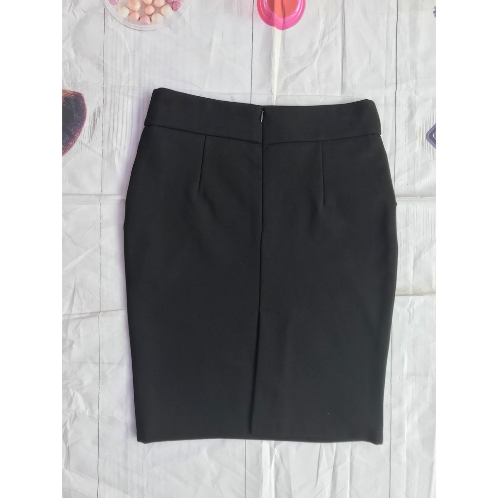 [GIÁ CỰC SỐC CHỈ HÔM NAY] Chân váy nữ công sở dáng bút chì xẻ sau vải thun có túi 2 bên màu đen CVTD002 | BigBuy360 - bigbuy360.vn