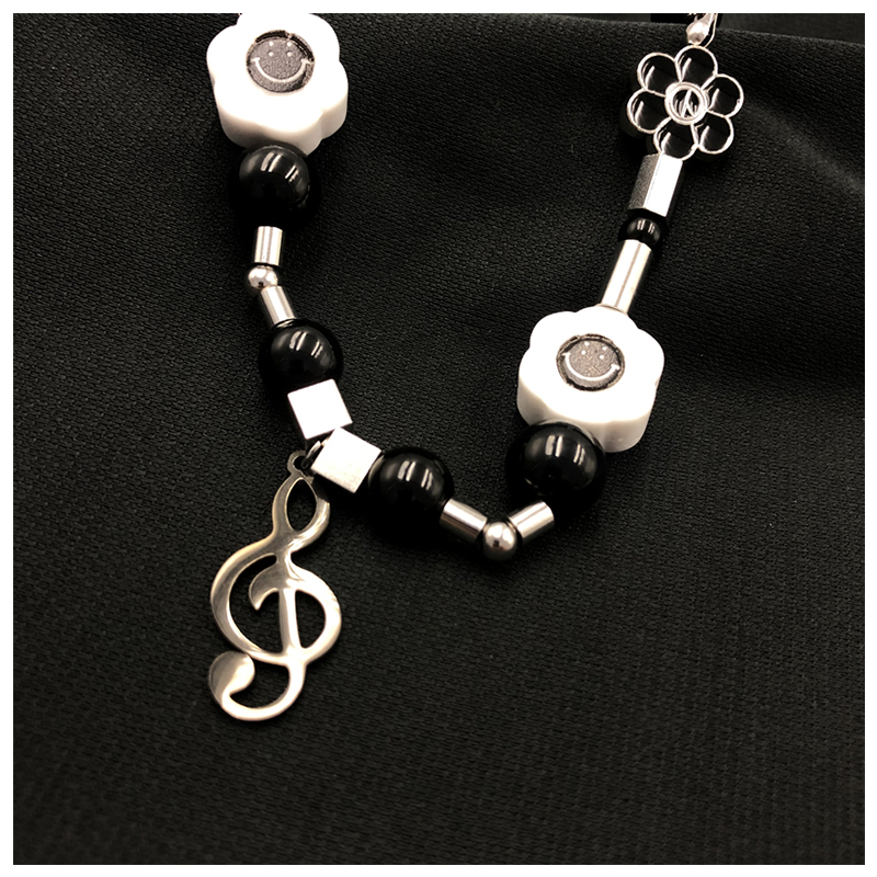 Dây Chuyền Mặt Hình Hoa Hướng Dương Mặt Cười Màu Đen Phong Cách Hip Hop 22707