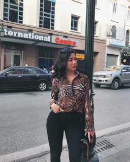Áo sơ mi hoạ tiết da báo