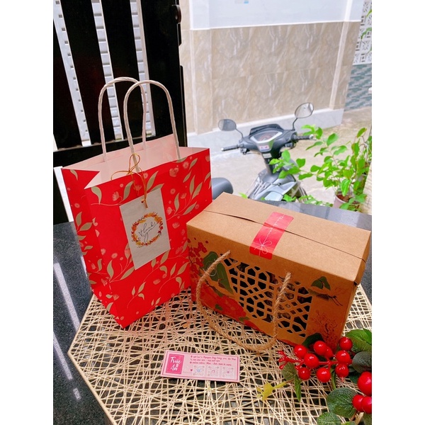 Hộp quà tặng 2 hũ muối: muối xí muội Trúc An và Tây Ninh, dùng làm quà tặng rất chỉn chu và trang trọng