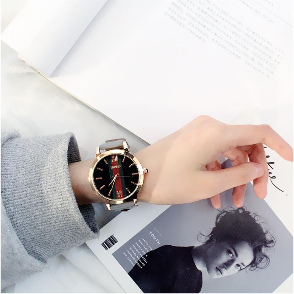 [CỰC ĐẸP] ĐỒNG HỒ NỮ DÂY DA HUANS SỌC ĐỎ DHD115 NHIỀU MÀU SIÊU HOT | BigBuy360 - bigbuy360.vn