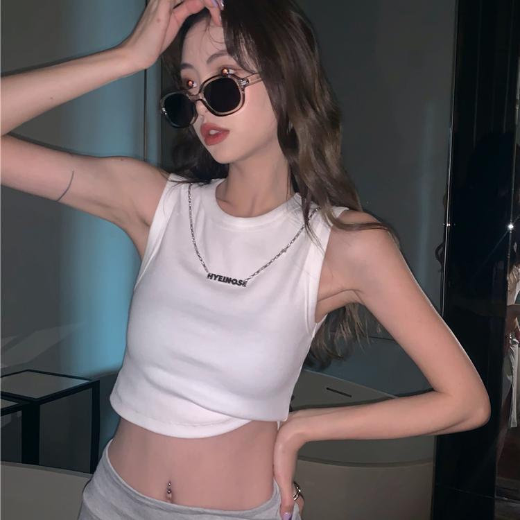 Áo Croptop Hai Dây Ôm Dáng Thiết Kế Cảm Giác Quyến Rũ Cho Nữ