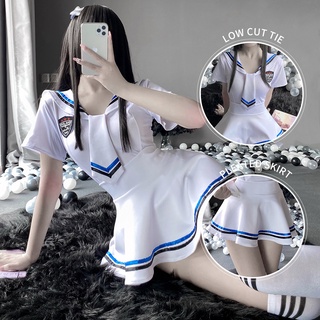 Cosplay cô phù thủy nhỏ xinh xắn
