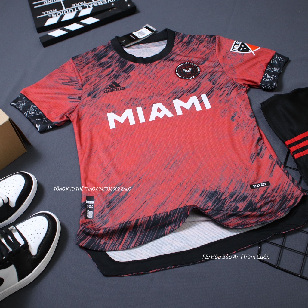 Bộ Quần Áo Bóng Đá CLB Inter Miami 2023 Màu Đỏ Quần Đen - Vải Gai Thái Chuẩn Áo Thi Đấu - Áo Đá Banh Miami Đẹp