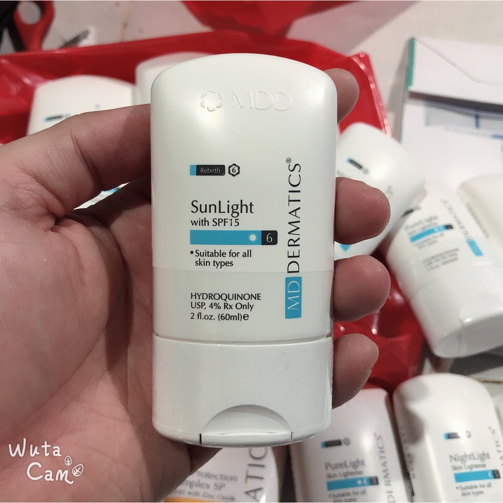 Kem chống nắng Sunlight Spf15 MD Dermatics