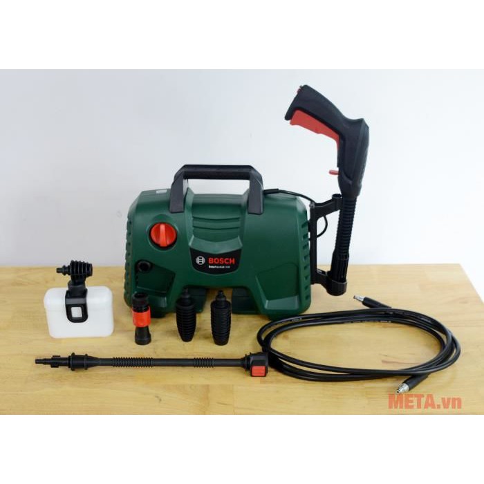 Máy rửa xe Bosch EasyAquatak 110