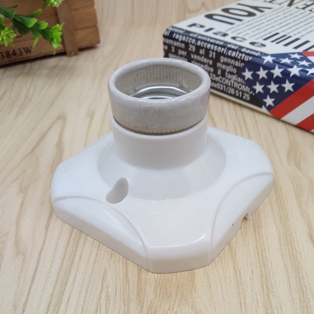 Đuôi đèn sứ E27 có giá treo màu trắng , chịu nhiệt cao | BigBuy360 - bigbuy360.vn