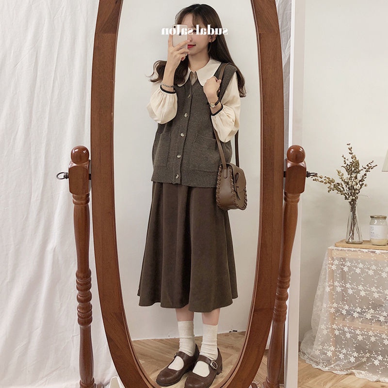 Set áo ba lỗ + áo khoác + chân váy lưng cao thời trang