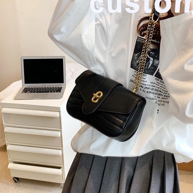 Túi xách đeo chéo nữ giá rẻ đẹp đi chơi phong cách thời trang hàn quốc dễ thương cute DC492