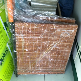 Bàn cắt giấy A4