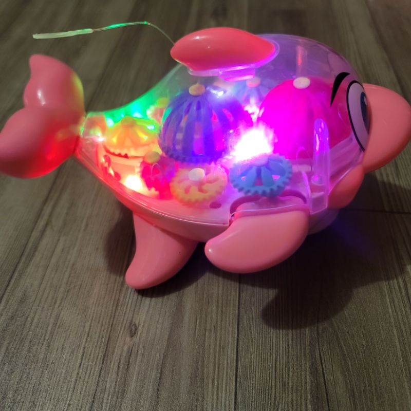 Đồ chơi trung thu cá hồng cute vẫy đuôi lộ động cơ bánh răng nhạc đèn cho bé con cực kì vui nhộn