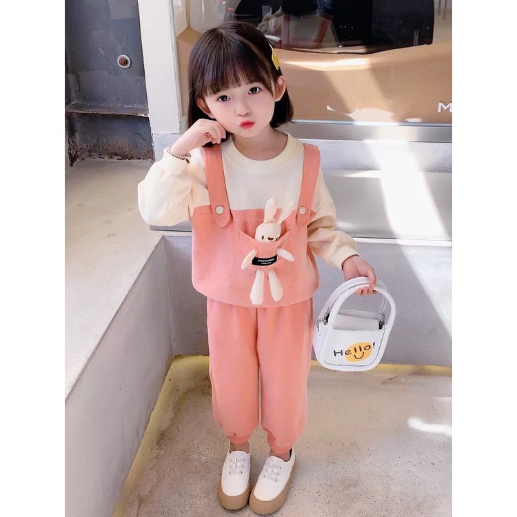BỘ ÁO YẾM HỒNG THỎ DÀI TAY CHO BÉ