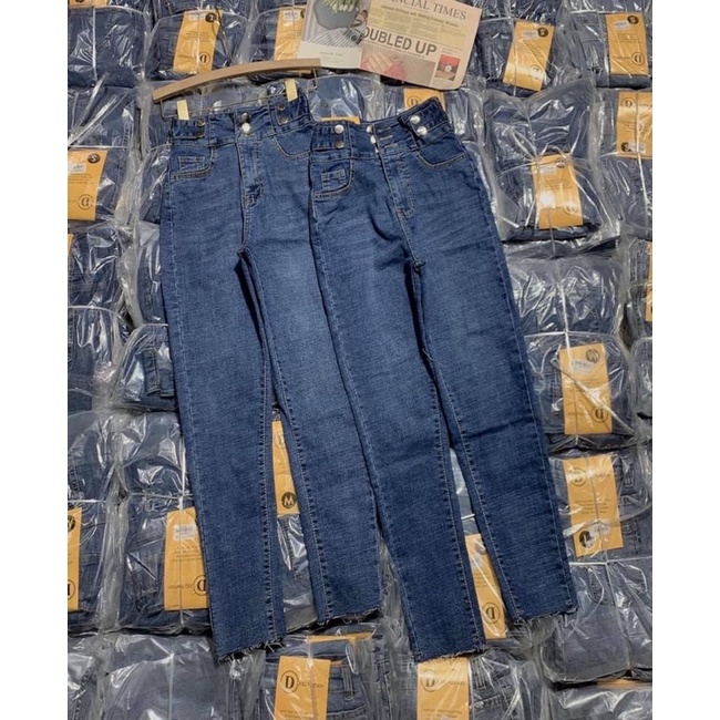 Quần jeans ôm lưng cao 3 khuy cá cạp cách điệu