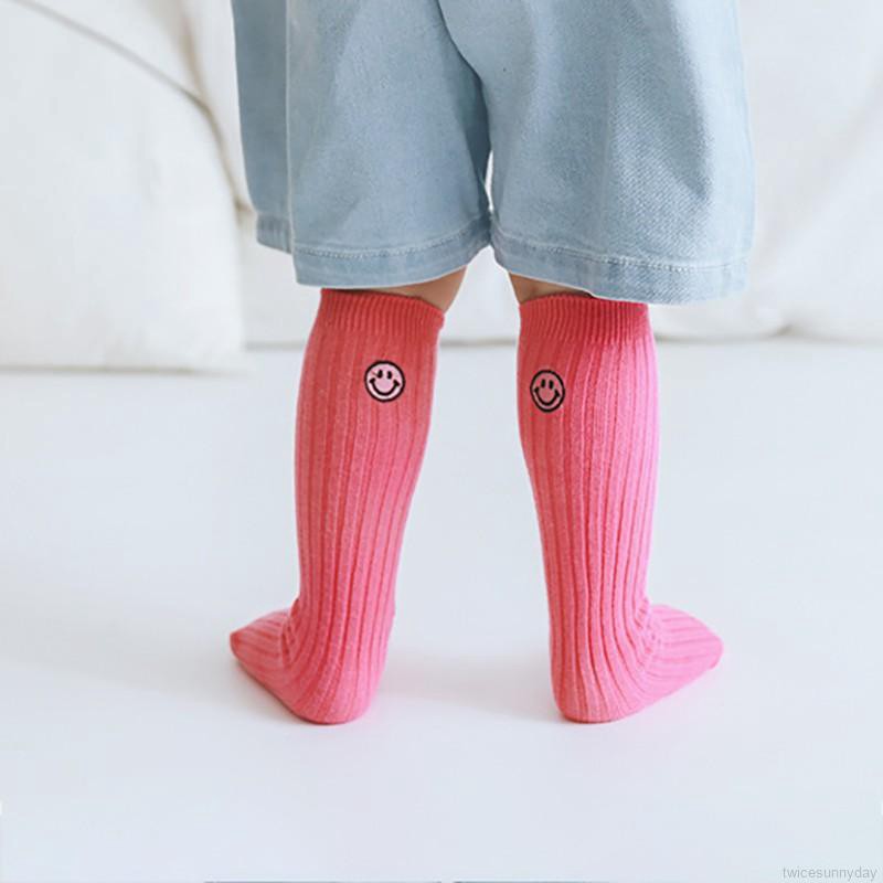 Tất cotton mềm mại in hình mặt cười cho bé gái