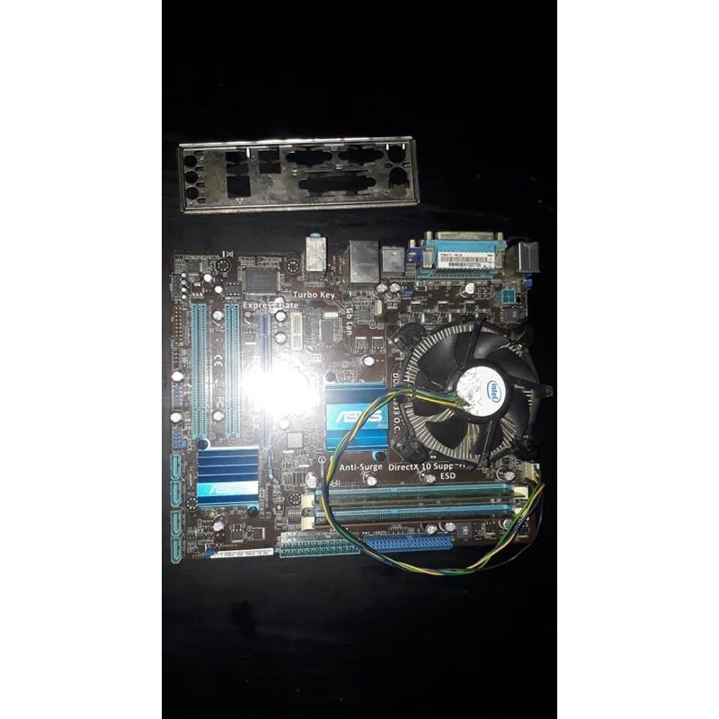 Combo main g41 +Q8400 + Ram ddr3 4gb +1 con nguồn sống giá rẻ