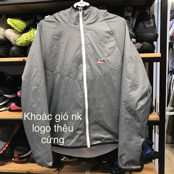 Áo Khoác gió NK logo thêu cứng