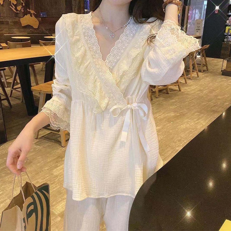 Bộ đồ ngủ tay dài phối ren phong cách Hàn Quốc ngọt ngào thời trang xuân thu 2021 xinh xắn cho nữ