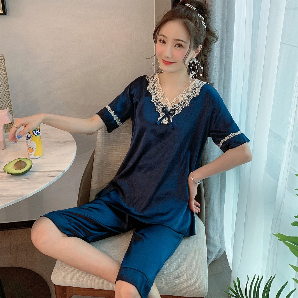 Bộ đồ ngủ vải phi bóng thoải mái thời trang dành cho nữ