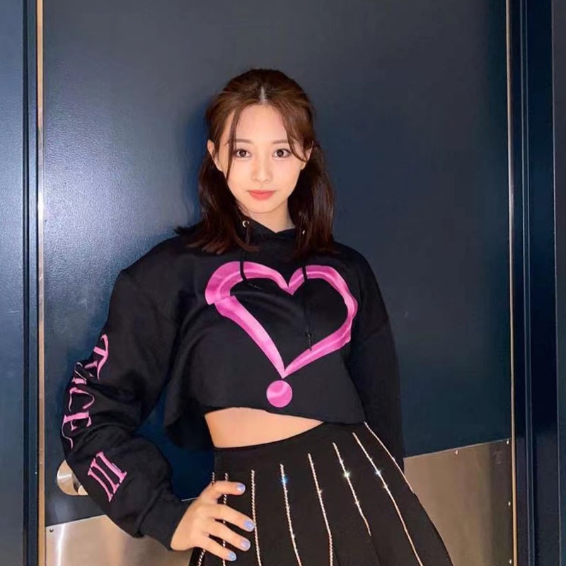 Áo Hoodie Dài Tay In Tên Các Thành Viên Nhóm Nhạc TWICE 4TH WORLD TOUR