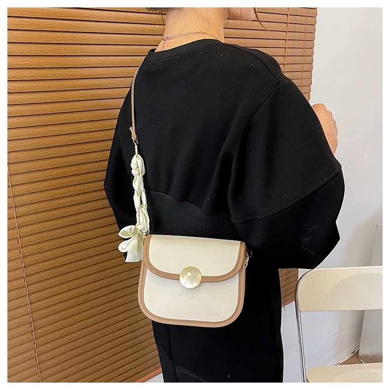 Túi xách nữ đeo chéo khóa tròn quai đeo phối khăn xinh xắn thời trang Hàn Quốc