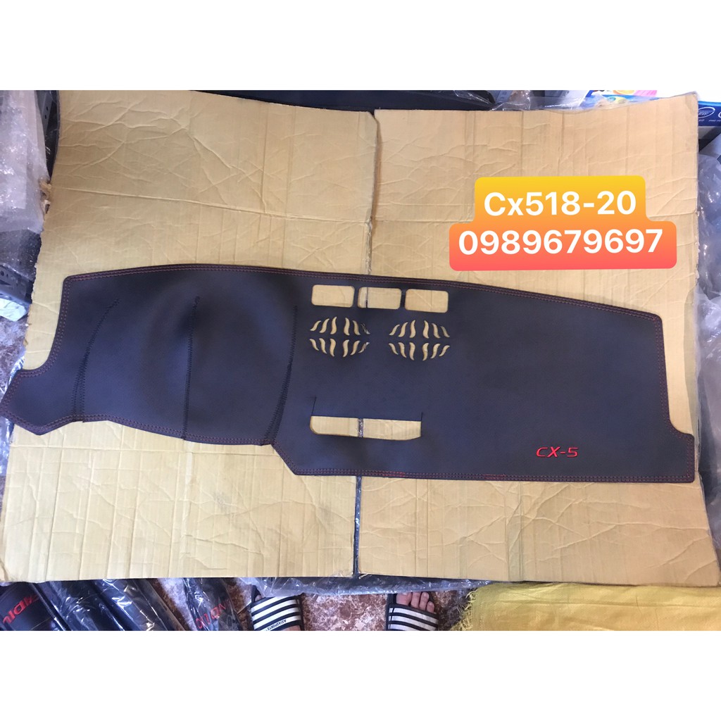 Thảm taplo da carbon ô tô  Mazda Cx5 2018-2022, Thảm da vân carbon cao cấp.Hàng đẹp xuất sắc, chống nóng taplo hiệu quả