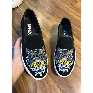 Giày slipon nam logo thêu