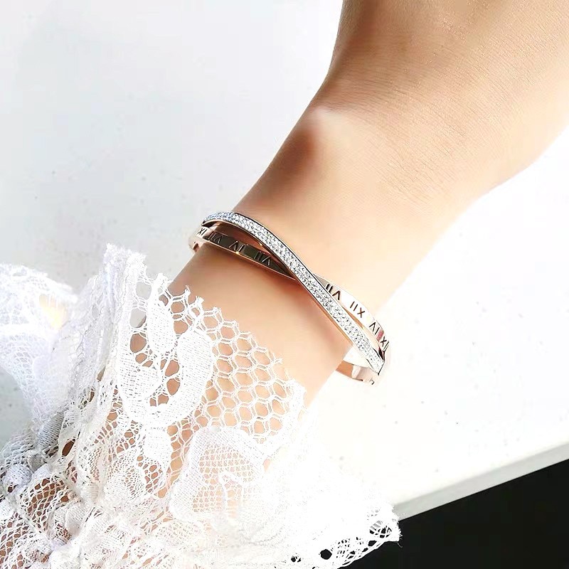 Vòng Tay Đính Đá Zircon Hình Chữ Thập Phong Cách Âu Mỹ Cho Nữ