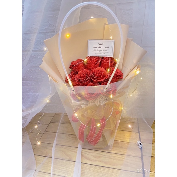 [Hoa sáp nhũ - Quà 20-10] Bó hoa hồng nhũ 10 bông tặng kèm chữ love và thiệp