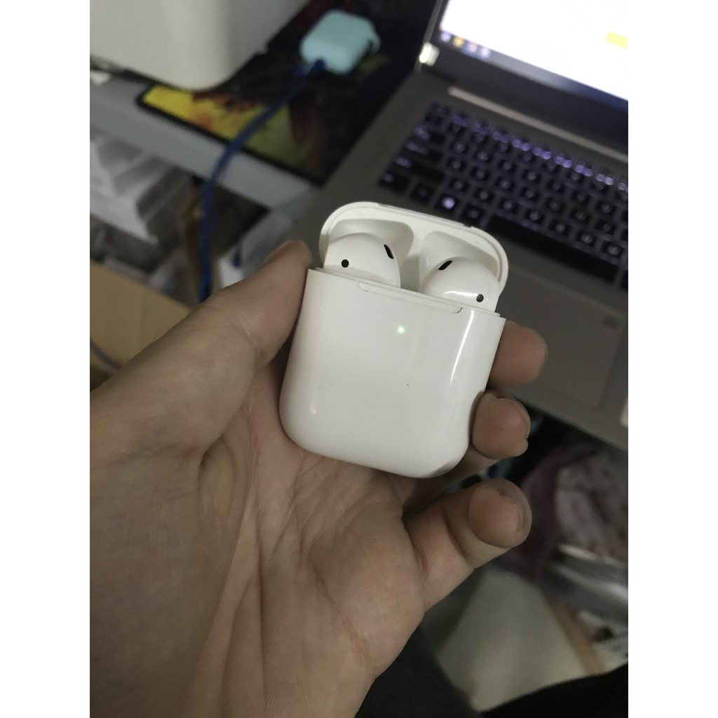 Tai nghe bluetooth i27 hỗ trợ sạc không dây tặng dây đeo, ốp silicon bảo vệ và móc khóa kiểu dáng leo núi tiện lợi | BigBuy360 - bigbuy360.vn