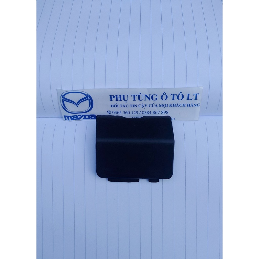 Nắp móc kéo ( nắp móc cứu hộ ) sau phải Mazda 6 2012-2019 hàng xịn
