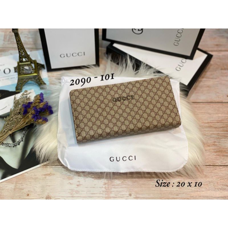 Ví Gucci Dáng Dài Gập Lại Được Mã 2090