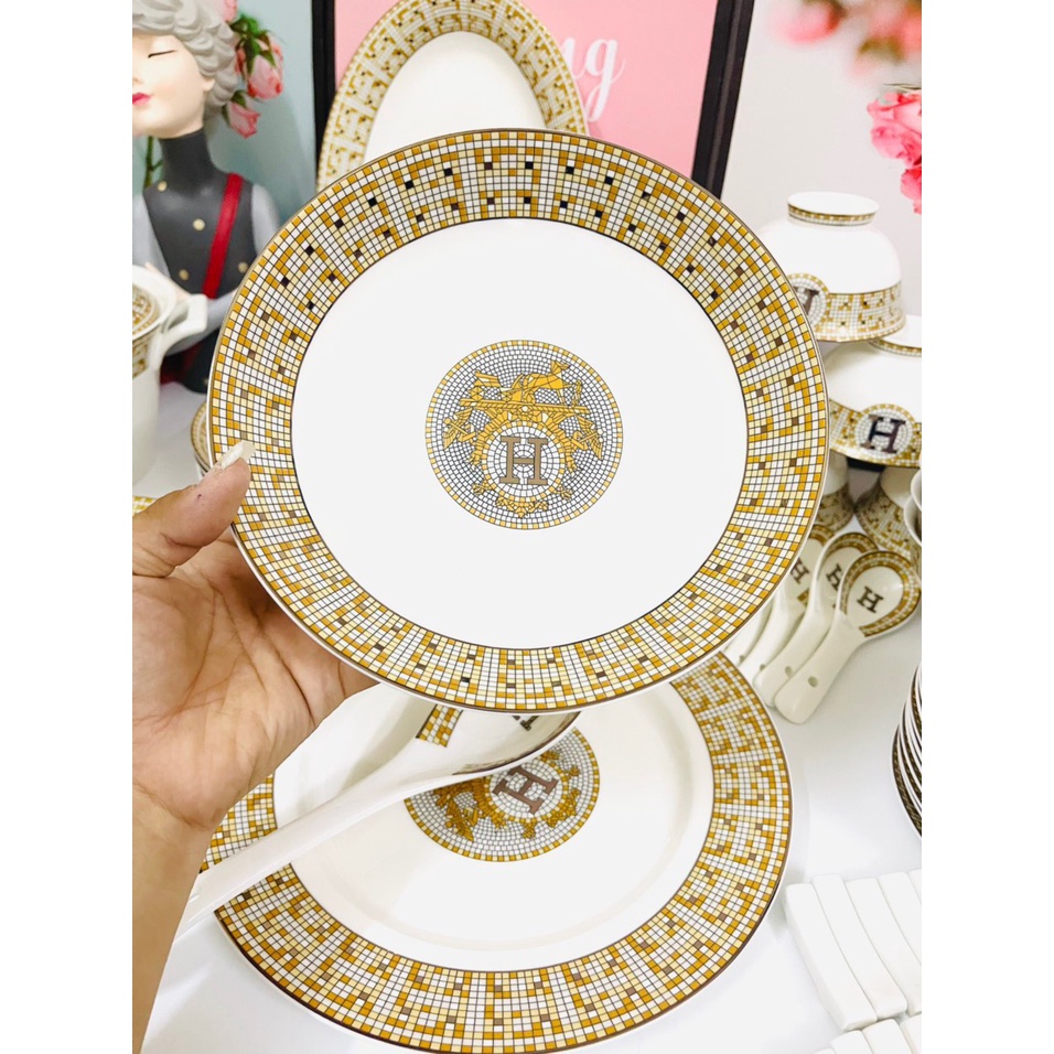 HÀNG CÓ SẴN Bộ Bát Đĩa 58 Món Chất Liệu Sứ Xương Hoạ Tiết Theo Phong Cách Châu Âu Sang Trọng Cao Cấp GỐM SỨ CAO CẤP