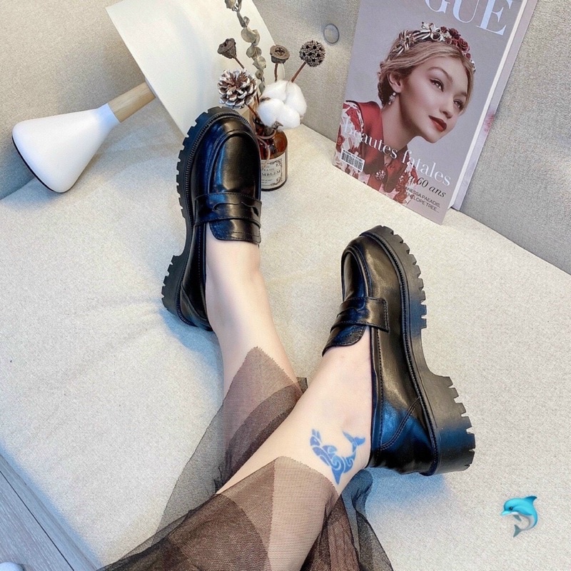 GIÀY LƯỜI DA,ĐỘN ĐẾ SIÊU ĐẸP   ĐẾ ĐỐC HÀNG ĐẸP ,2MÀU TRẮNG ĐEN