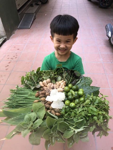 Siro Ho Quất Húng chanh Handmade 500ml (tặng 10 khẩu trang kháng khuẩn) | BigBuy360 - bigbuy360.vn