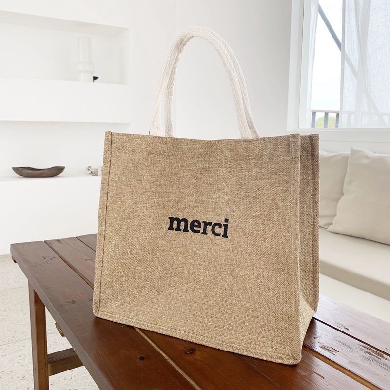 Túi cói merci loại 1 màu sáng, có đệm đáy giữ form túi, có lót