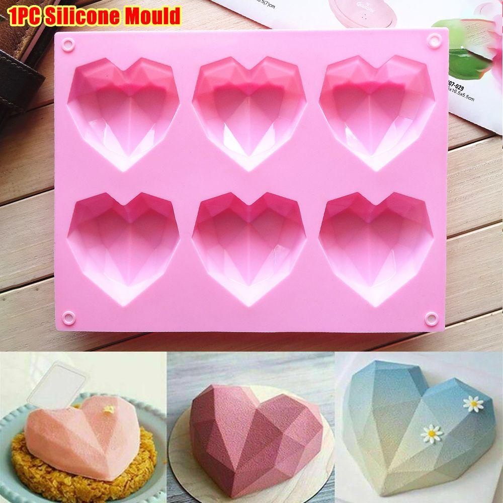 Khuôn Làm Bánh / Sô Cô La Hình Trái Tim 3D