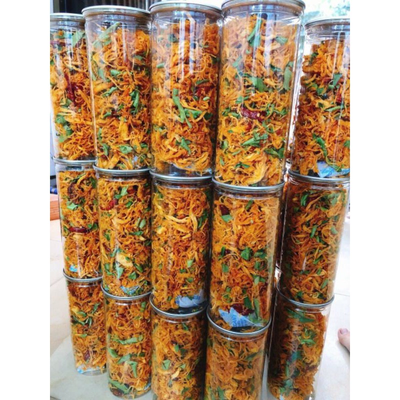 LON PET 300GR KHÔ GÀ LÁ CHANH XÉ CAY NGON ĐẶC BIỆT