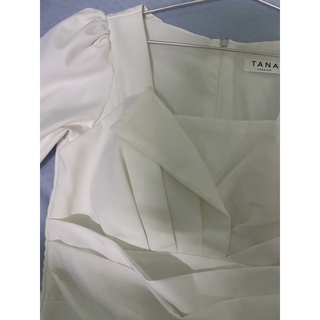 Thanh lý váy dự tiệc trắng