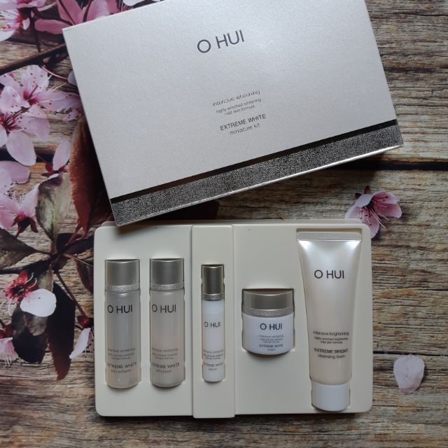 Set dưỡng trắng da Ohui Extreme white 5 sản phẩm giúp dưỡng trắng da mạnh mẽ, tăng cường đề kháng cho da | BigBuy360 - bigbuy360.vn